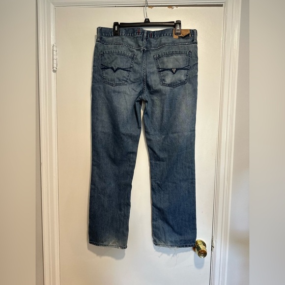 Guess Jeans Mens Slim Straight Del Mar Fit Blue Dark Wash Denim Classic 34x30. - Picture 2 of 13